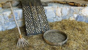 Threshing tools